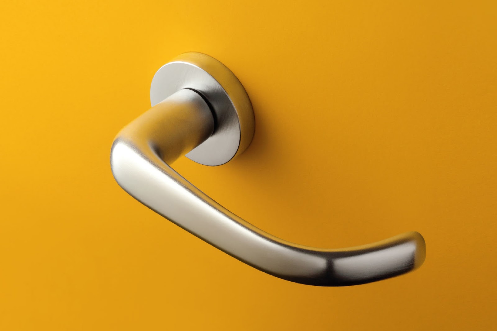 Heleh Tips How To Pick A Perfect Handle Lock For Your Home