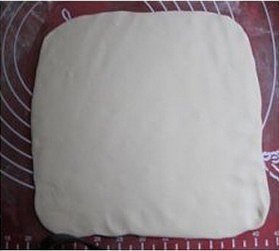 牛角面包的做法 步骤8