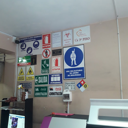Opiniones de Acrilicos Gabancho en Miraflores - Agencia de publicidad
