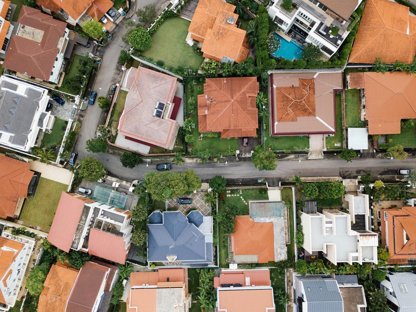 Aerial view of a neighborhood

Description automatically generated with low confidence