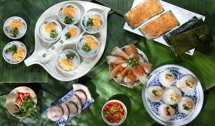 Tour du lịch Huế - Bánh bèo - nậm - bột lọc là đặc sản dân dã nơi cố đô