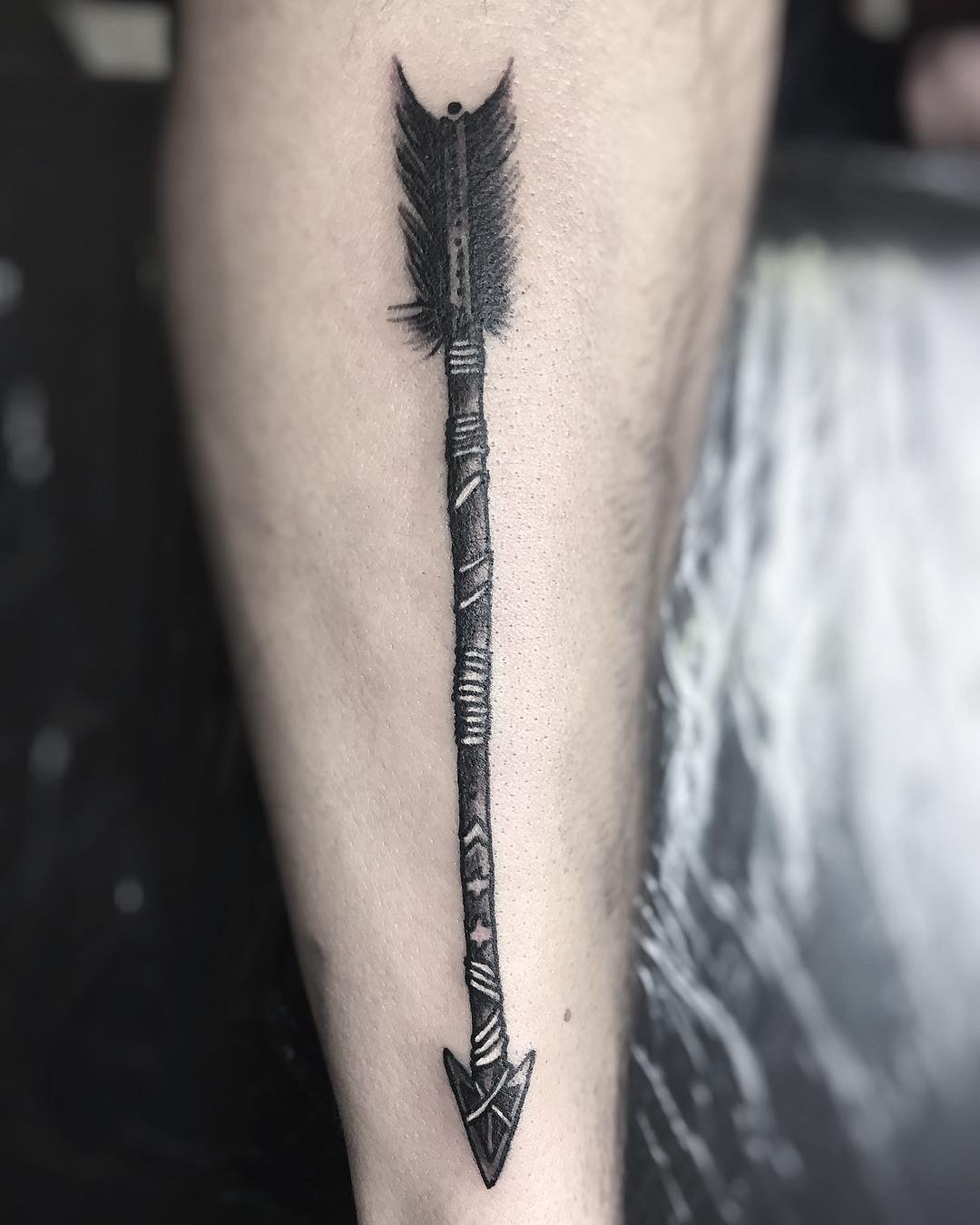 hunter arrow tattoo
