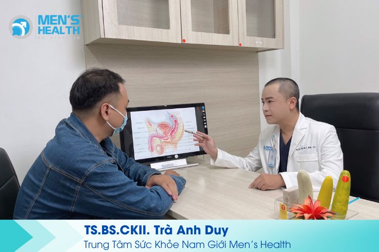 TS.BS.CKII. Trà Anh Duy hỏi tiền sử, bệnh sử và các bệnh lý liên quan đến phì đại tuyến tiền liệt cho bệnh nhân