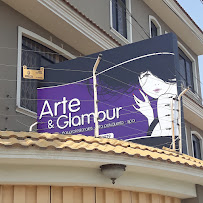Arte & Glamour locar de productos de belleza