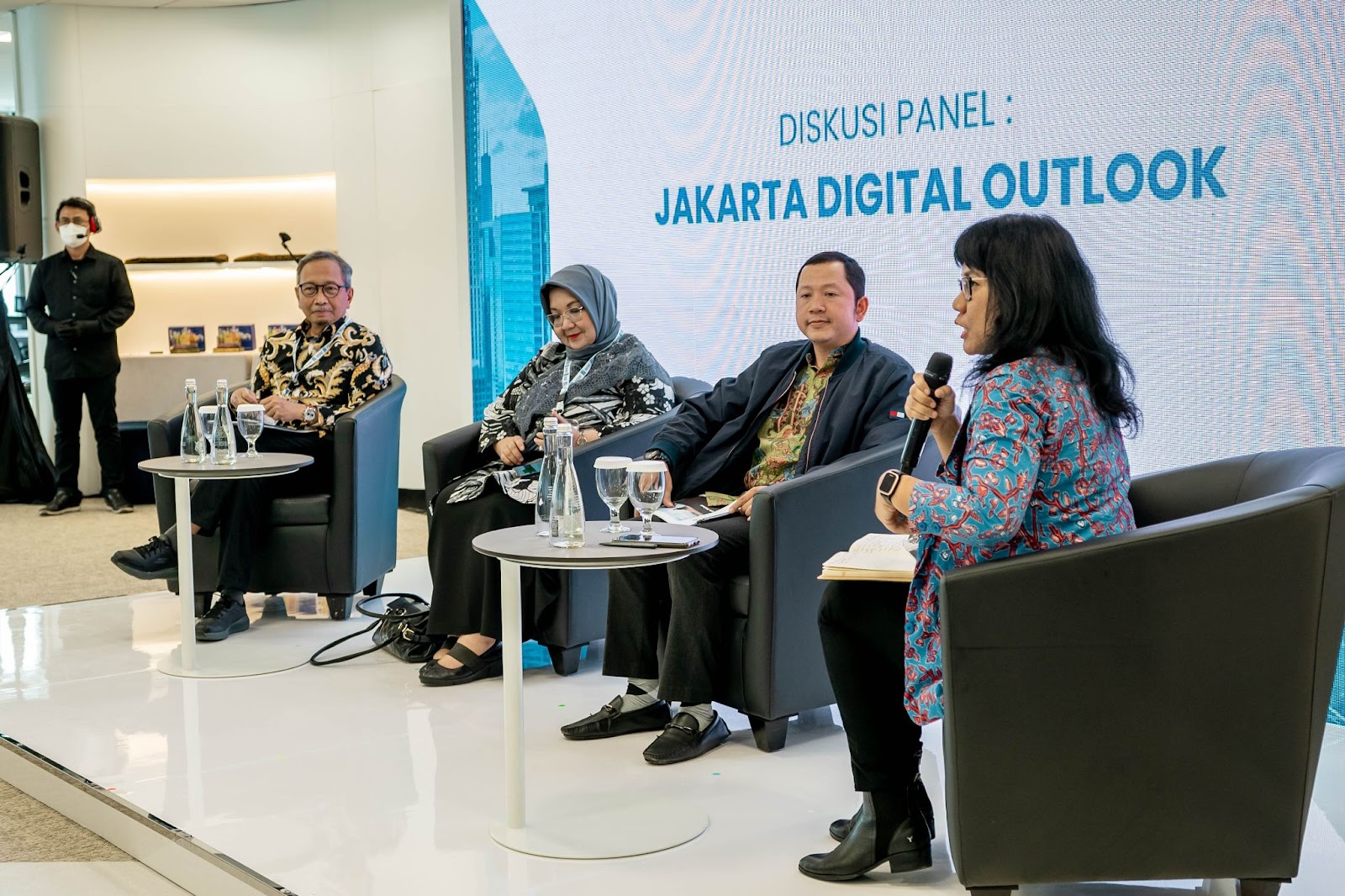 Diskusi Panel: Jakarta Digital Outlook di Future City Hub