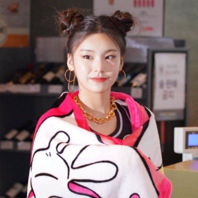 Rambut Pucca Idol Kpop yeji