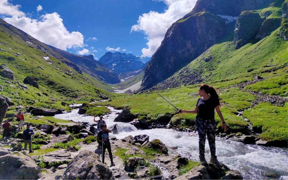 hampta pass trekking places in India