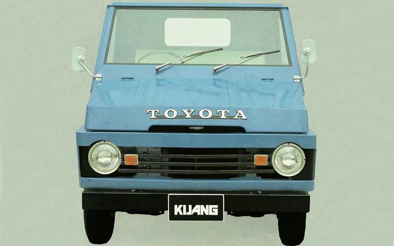 Toyota Kijang Innova 