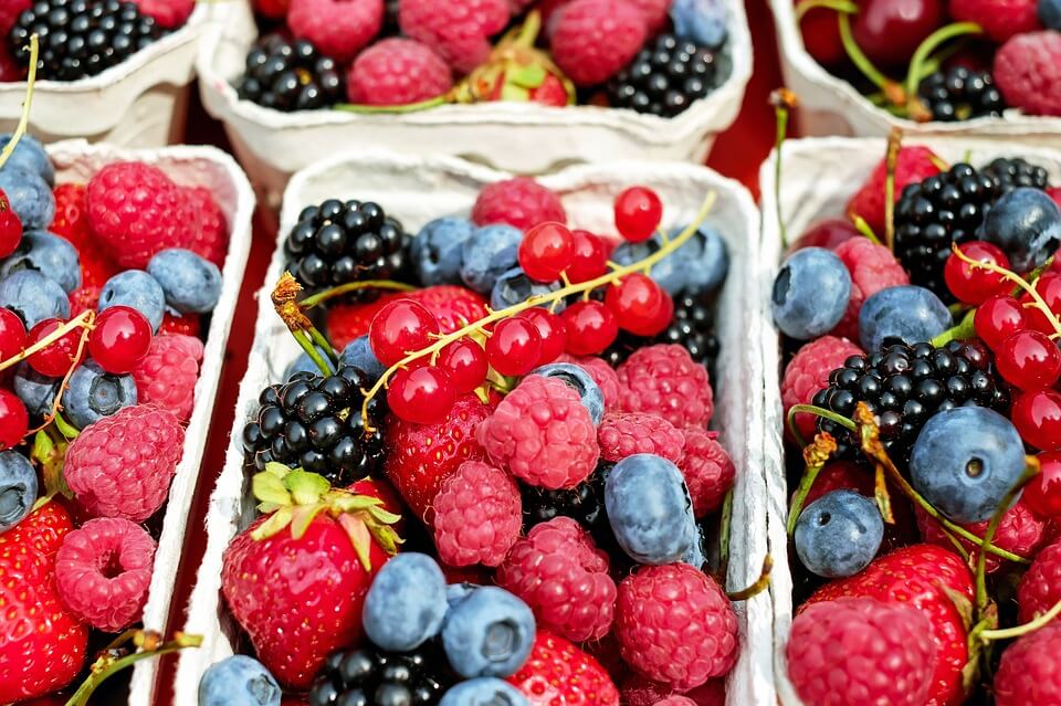 berries for youthful skin