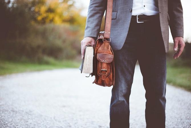 In Jeans auf die Hochzeit. Inspiration für ein etwas lockeres Outfit. Gutes Outfit für den Mann.