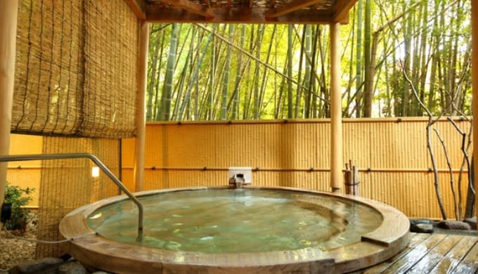 箱根小涌谷温泉「水の音」：大浴場「月の湯」露天風呂