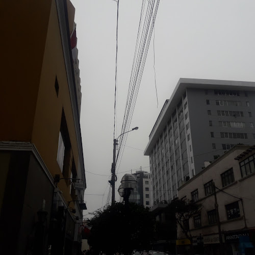 C. Schell 319, Miraflores 15074, Perú