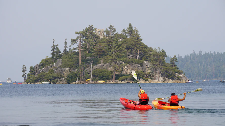 two people kayaking
