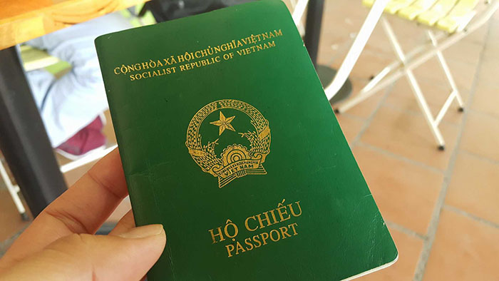 Dịch vụ làm visa Liechtenstein - Hộ chiếu còn hạn ít nhất 3 tháng