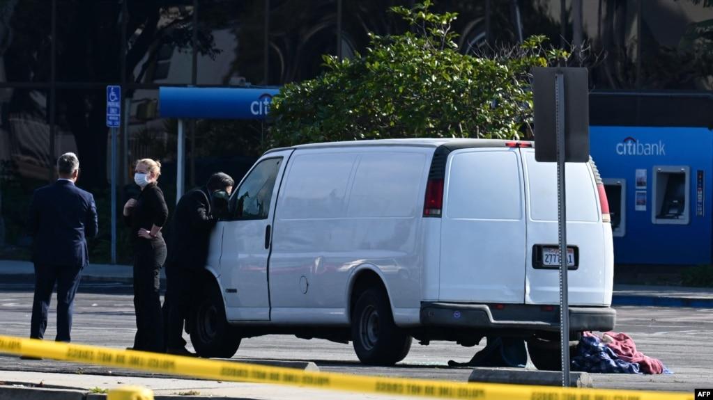 Xe van của nghi can nổ súng giết chết 11 người tại một vũ trường ở Monterey Park, California tối ngày thứ Bảy 21/1/2023.