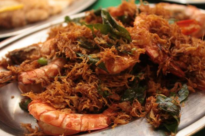 Makanan yang anda kena cuba bila berada di Ampang