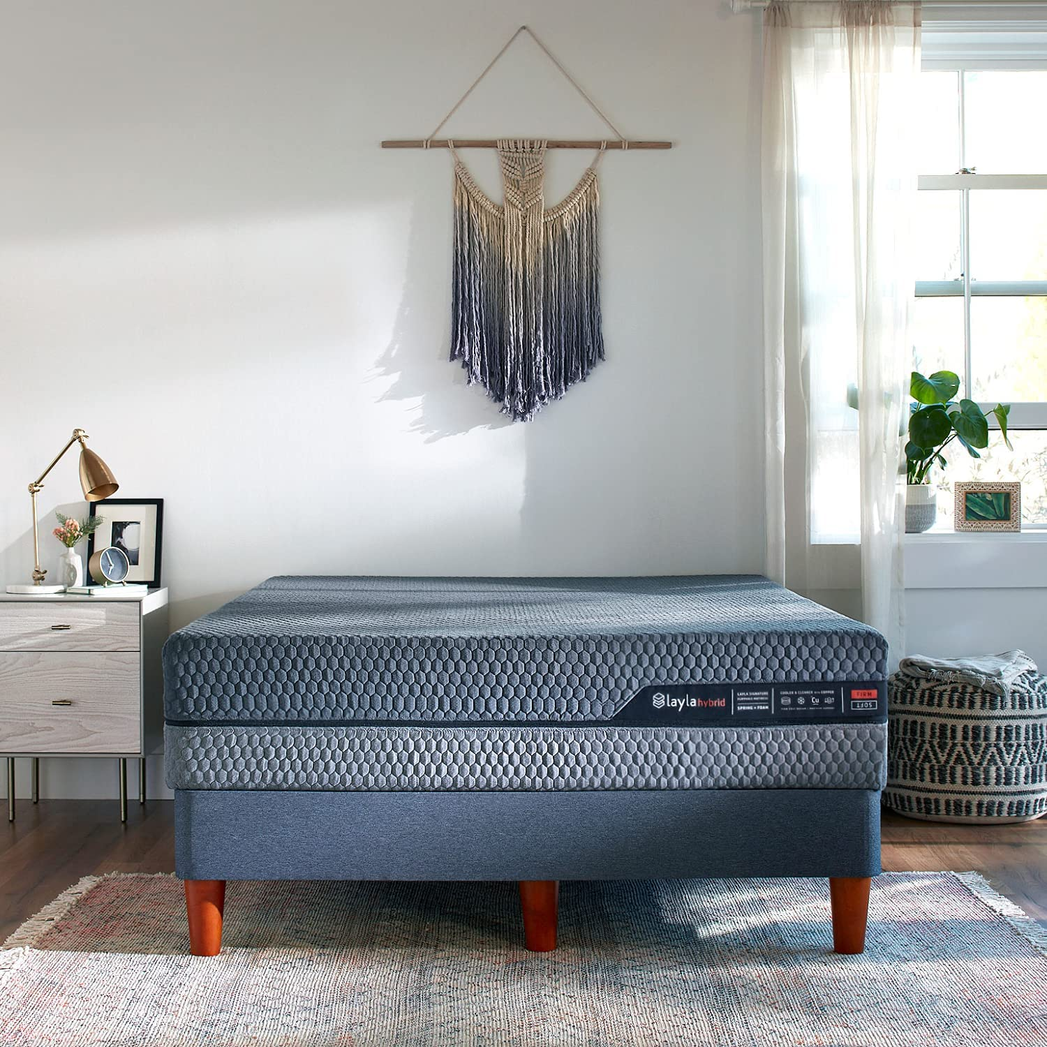 This Layla Hybrid mattress is designed to give you maximum comfort and support for your spine and joints.