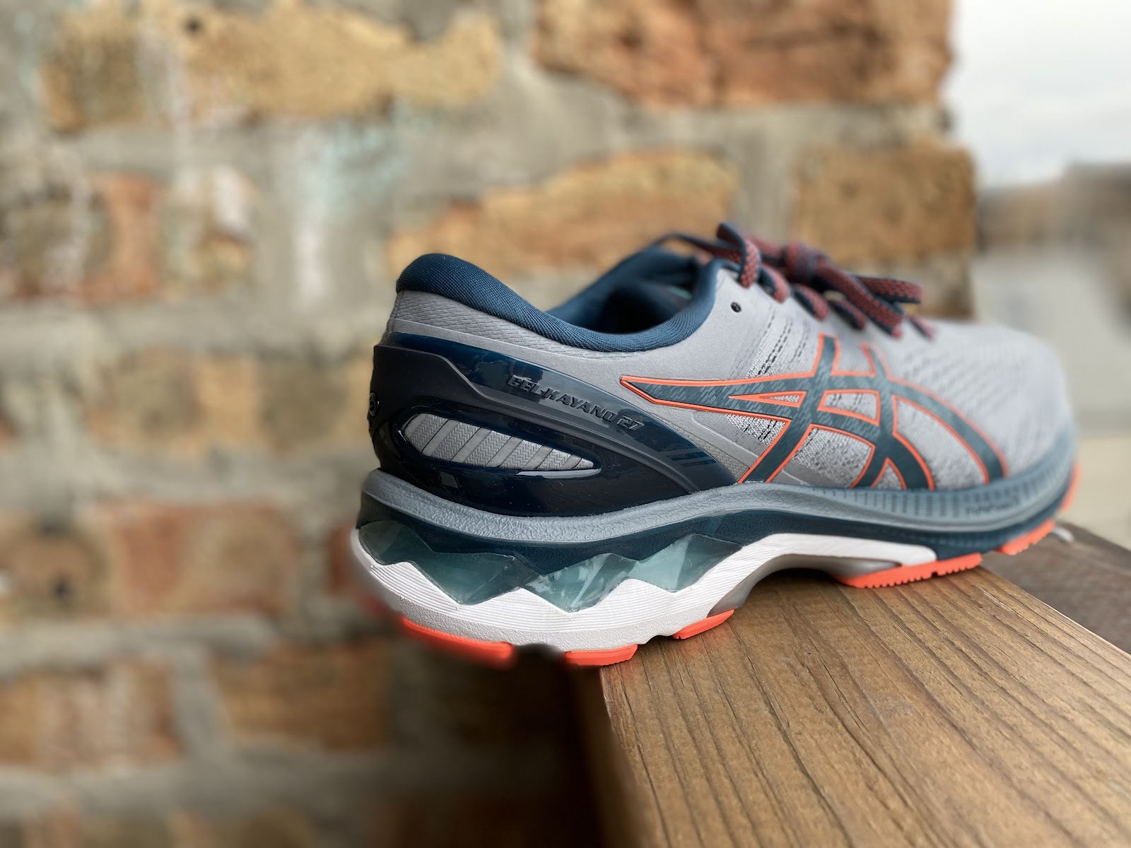 Road Trail Run Asics Gel Kayano 27 Review A Refined Smooth Running Adaptive Approach To Stability For Pronators And Neutrals