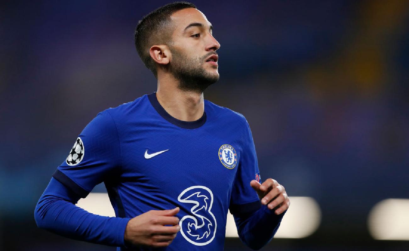 Alt: Hakim Ziyech of Chelsea - Photo by Alastair Grant - Pool/Getty Images