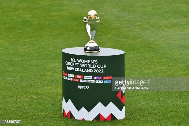 3,560 Cricket World Cup Trophy Photos and Premium High Res Pictures - Getty  Images