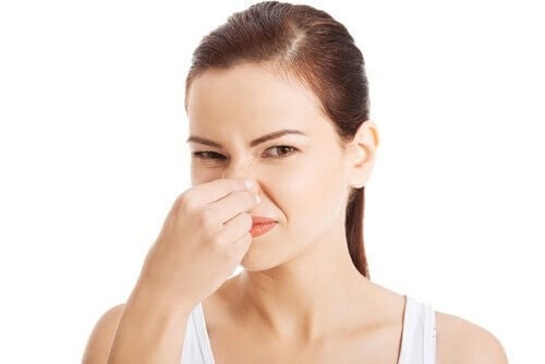 Tips and tricks to eliminate bad smell from home