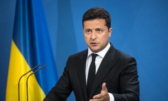 https://img.etviet.com/2022/02/zelensky-700x420-1.jpeg