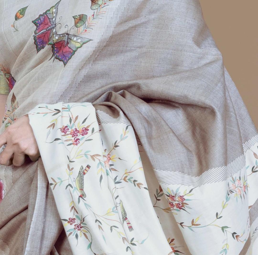 Tussar silk sarees has unique characteristics as well as all the identifying features of pure silk. 