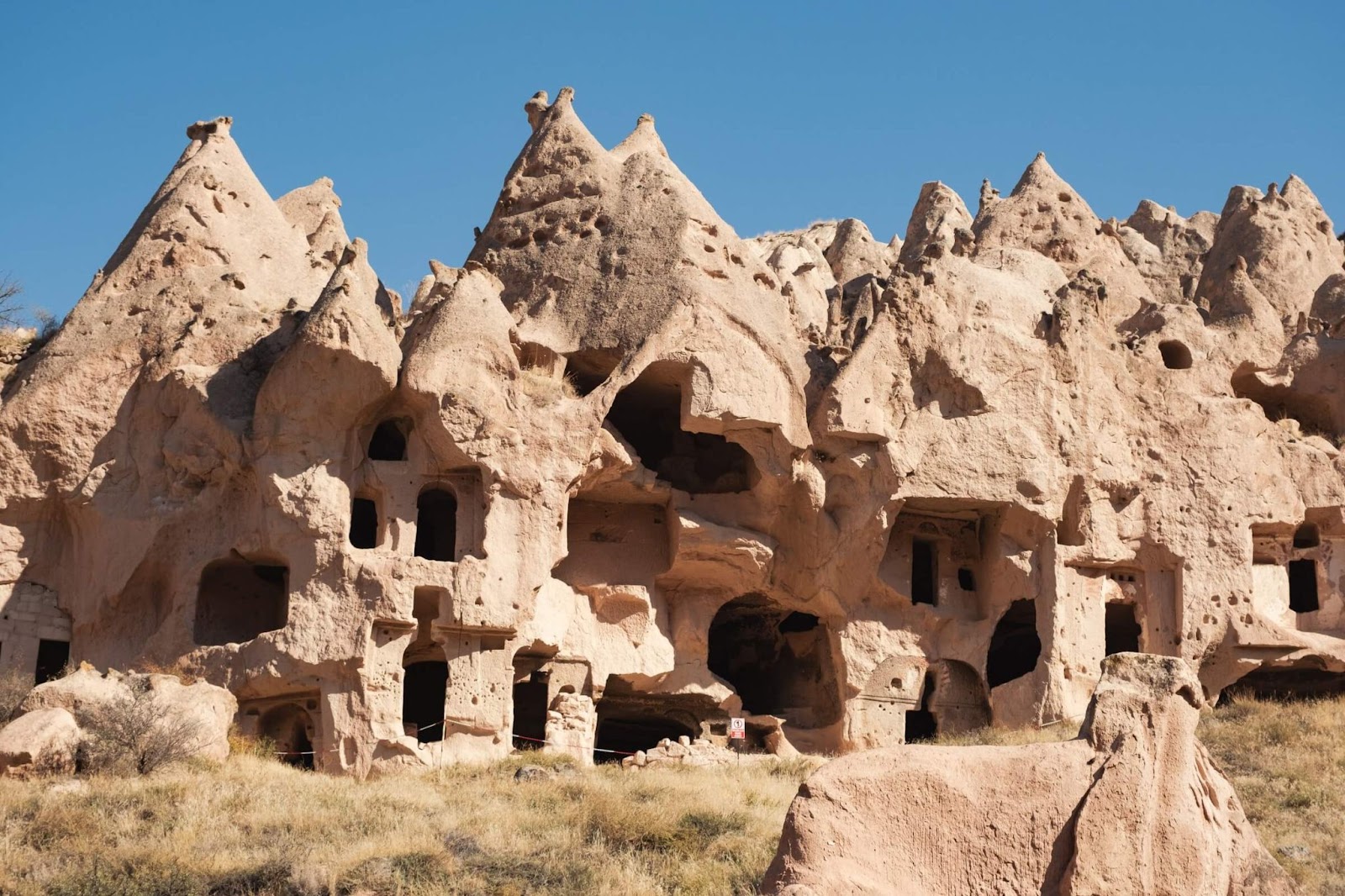 2 days in Cappadocia itinerary, Goreme Valley, Fairy Chimneys, carved caves, ancient settlements, UNESCO World Heritage Sites