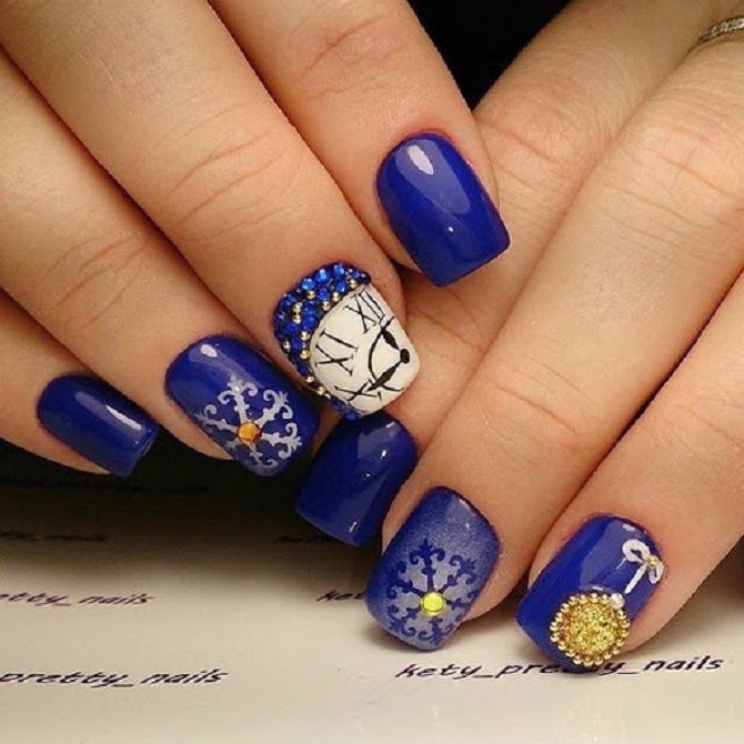 Unusual manicure with clock for New Year 2022 22