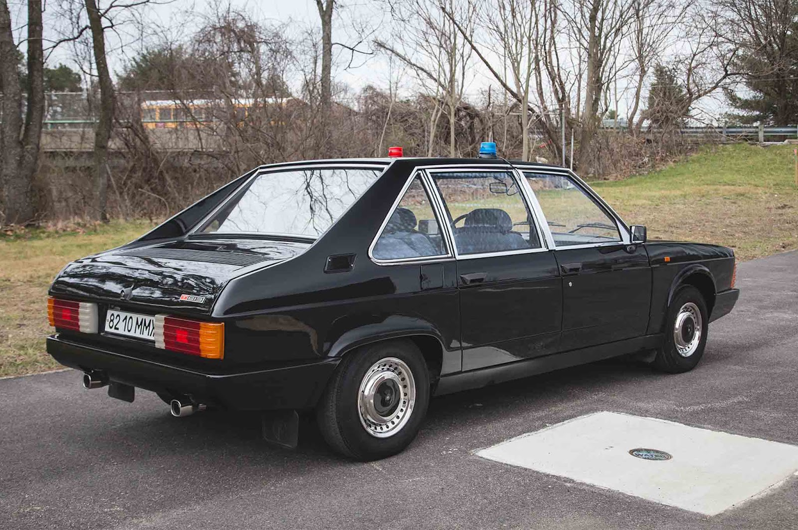 1989-Tatra-613-3-rear-three-quarter-01.jpg