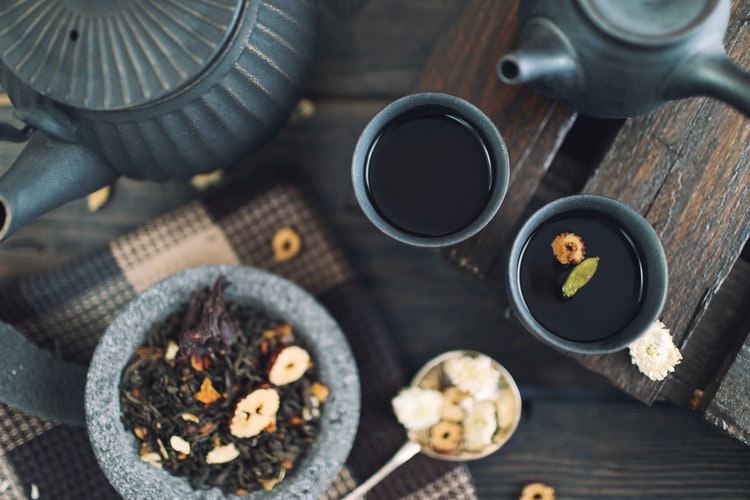 6 Great Health Benefits Of Drinking Oolong Tea - Alvinology