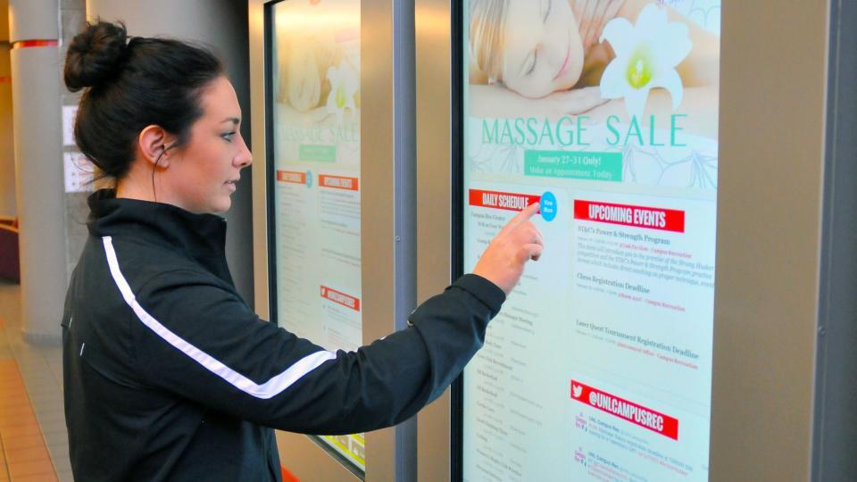 An interactive touchscreen increases dwell times. Source: OnSign.tv