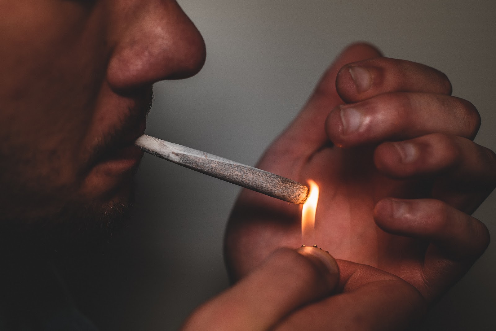 中級者向け 大麻 マリファナの吸い方 ジョイント何本いる