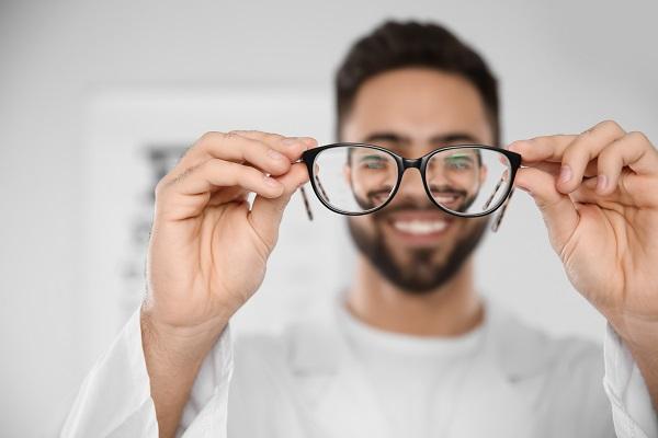 3 Tips from an Optometrist for Choosing Custom Eyeglasses - Bright Eyes  Optometry Mt Vernon, NY