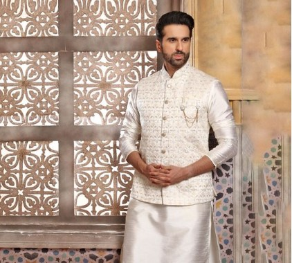 Men Wearing Kurta