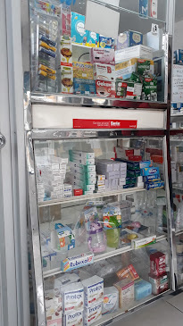 Opiniones de Farmacia Los Elenes #2 en Quito - Farmacia