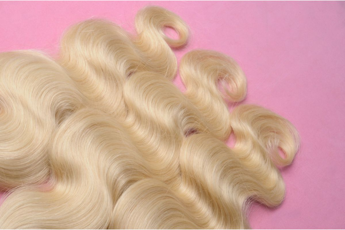 Product Display and Packaging for Hair Extensions