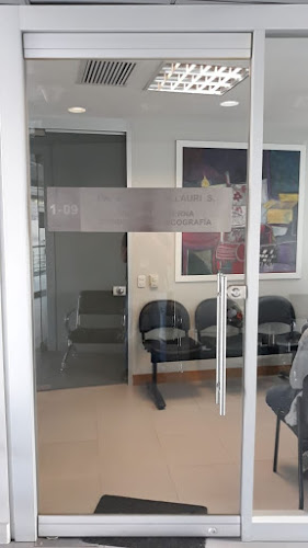 Hospital Metropolitano, Torre Médica 1, Consultorio 109, San Gabriel S/N, Quito 170129