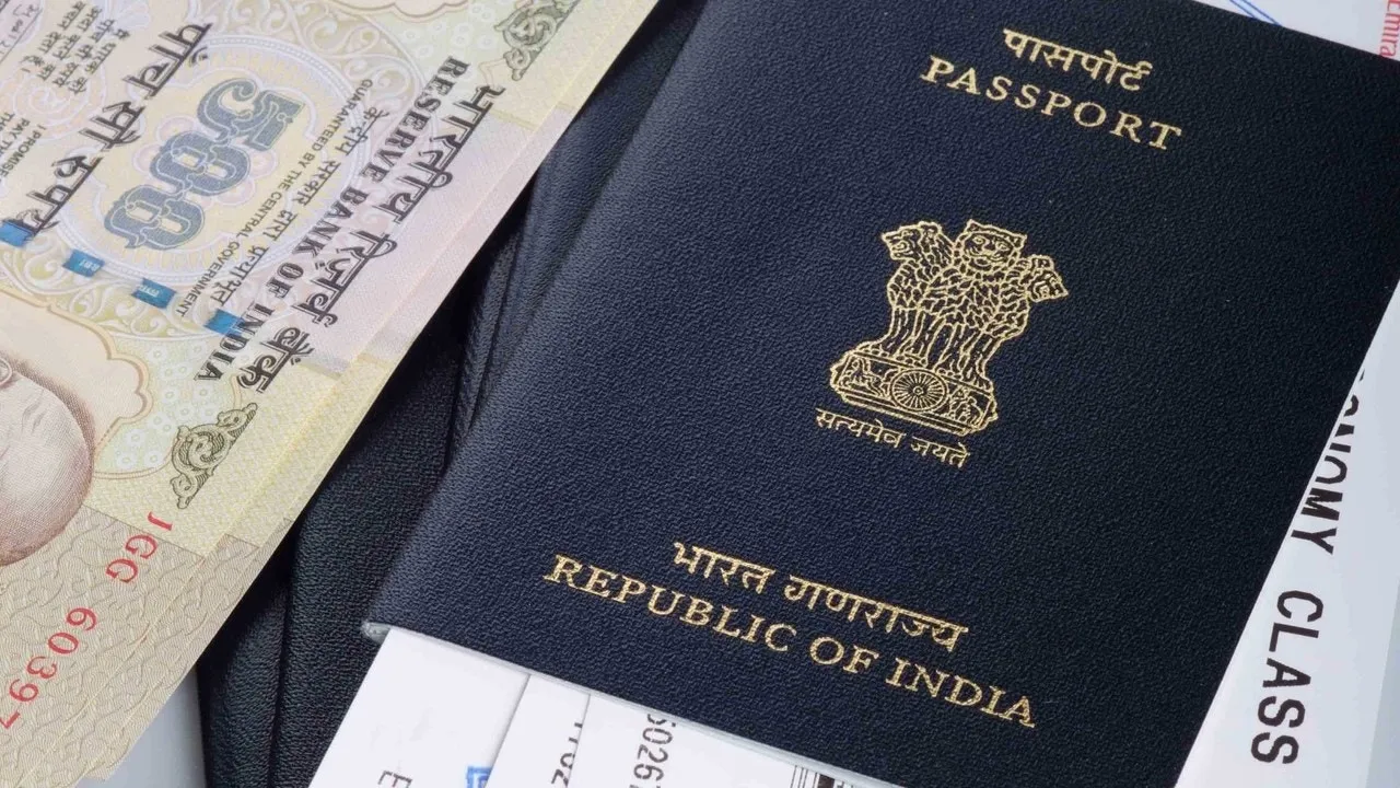 Dịch vụ làm visa Ấn Độ - Hộ chiếu là giấy tờ không thể thiếu khi làm visa Ấn Độ