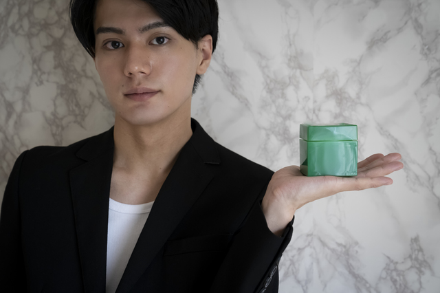 かっこいい匂い 理容師がおすすめするメンズ向けヘアバームを紹介 Apache Blog