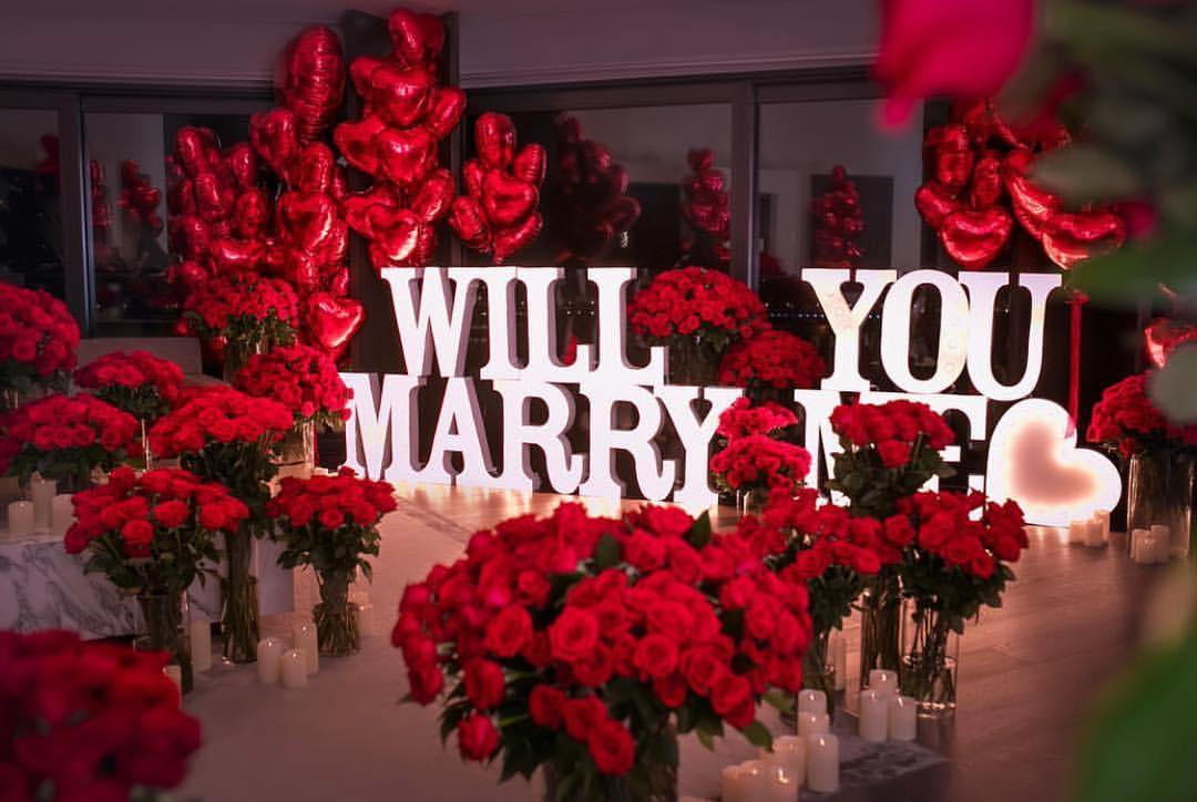 9 idei de cereri in casatorie romantice, creative sau amuzante la care EA  va spune ”DA!”