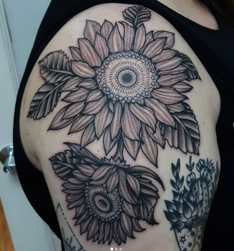 Beautiful Sunflower Tattoo On Shoulder