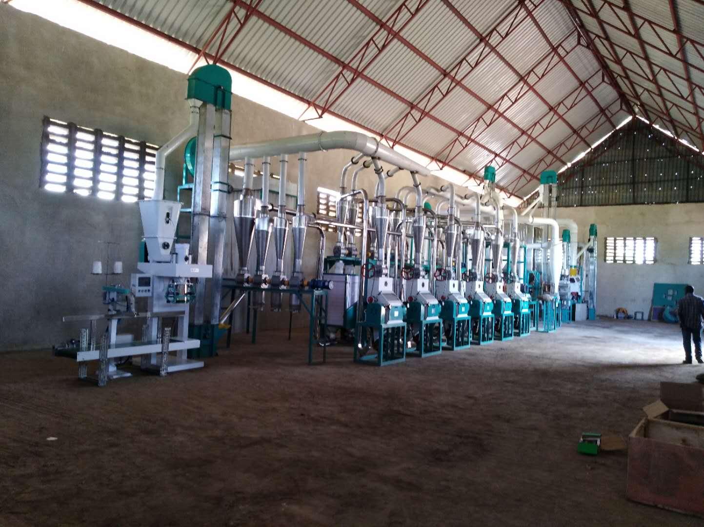 50T maize mill running in Tanzania  (2)