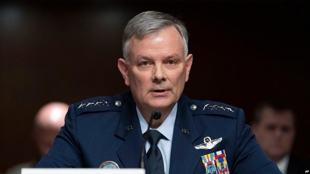 Tướng Không quân Glen VanHerck, người đứng đầu Bộ Tư lệnh Phòng thủ Hàng không Vũ trụ Bắc Mỹ và Bộ Tư lệnh Phương Bắc.