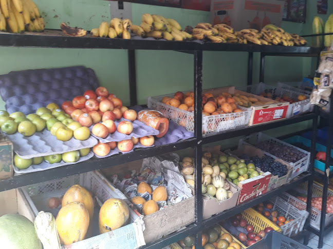 Opiniones de frutas y legumbres celenita en Quito - Frutería