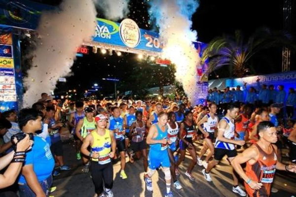 ตารางงานวิ่ง 2565 ทั่วไทย ออกไปวิ่งที่ไหนดี? Pattaya Marathon