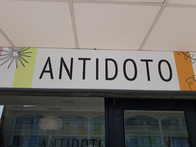 Antidoto - Tienda de ropa