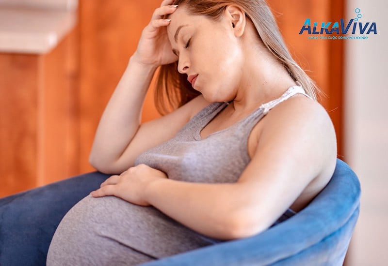 CÁC CĂN BỆNH NGUY HIỂM KHI TẮM BẰNG VÒI HOA SEN CHỚ COI THƯỜNG