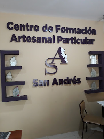 Escuela De Cosmetologia San Andrés - Centro de estética