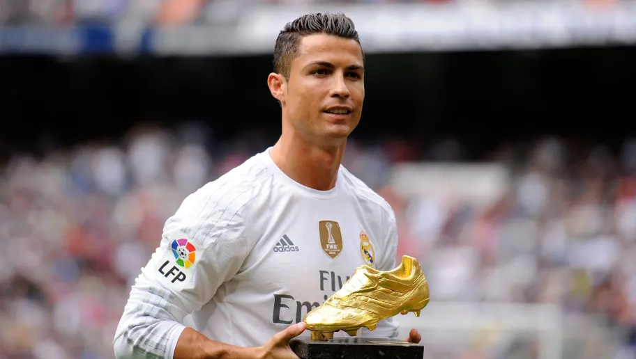 Cristiano Ronaldo with World Cup Golden Boot